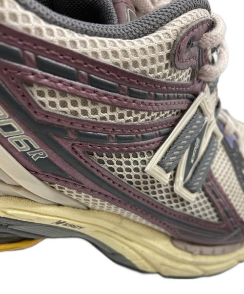 NEW BALANCE（ニューバランス）NEW BALANCE (ニューバランス) M1906RRA　ローカットスニーカー グレー×ピンク サイズ:26cm/US8/UK7.5/EUR41.5の古着・服飾アイテム