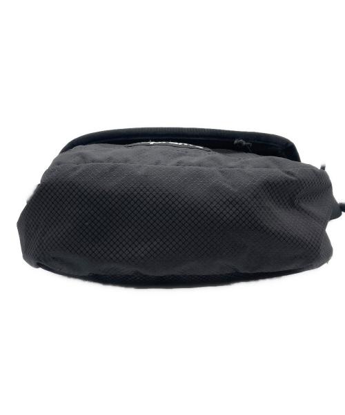 SUPREME（シュプリーム）SUPREME (シュプリーム) Small Messenger Bag/スモール メッセンジャーバッグ ブラックの古着・服飾アイテム