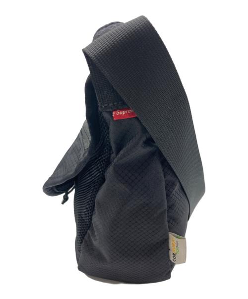 SUPREME（シュプリーム）SUPREME (シュプリーム) Small Messenger Bag/スモール メッセンジャーバッグ ブラックの古着・服飾アイテム