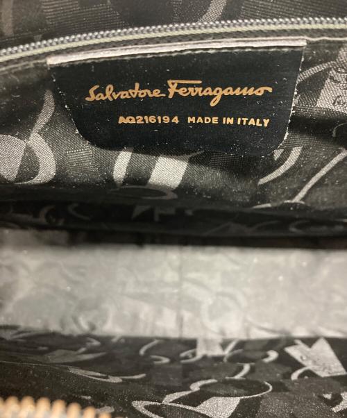 Salvatore Ferragamo（サルヴァトーレ フェラガモ）Salvatore Ferragamo (サルヴァトーレ フェラガモ) ガンチーニ ショルダーバッグ ブラックの古着・服飾アイテム