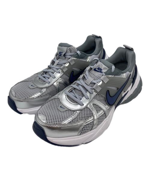 NIKE（ナイキ）NIKE (ナイキ) V2K RUN/ブイツーケー　ラン グレー サイズ:29cm/UK10/US11/EUR45の古着・服飾アイテム