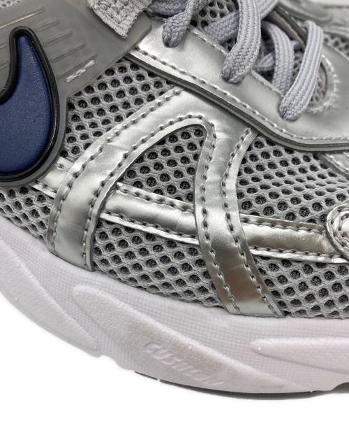 NIKE（ナイキ）NIKE (ナイキ) V2K RUN/ブイツーケー　ラン グレー サイズ:29cm/UK10/US11/EUR45の古着・服飾アイテム