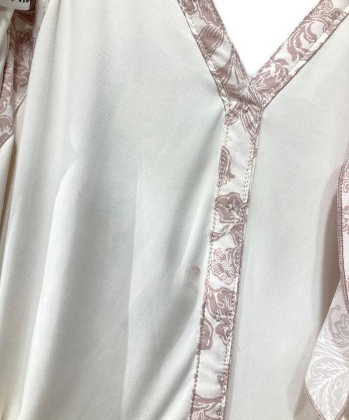 Snidel（スナイデル）Snidel (スナイデル) ウエストスリットワンピ アイボリー サイズ:Sの古着・服飾アイテム