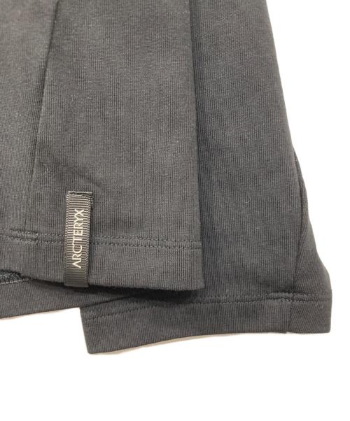 ARC'TERYX（アークテリクス）ARC'TERYX (アークテリクス) CAPTIVE ARC`WORD LS SHIRT/キャプティブ アークワード LS シャツ  ブラック サイズ:Lの古着・服飾アイテム