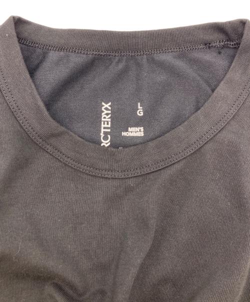 ARC'TERYX（アークテリクス）ARC'TERYX (アークテリクス) CAPTIVE ARC`WORD LS SHIRT/キャプティブ アークワード LS シャツ  ブラック サイズ:Lの古着・服飾アイテム