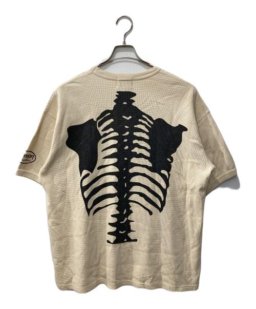 VANSON（バンソン）VANSON (バンソン) スケルトンボーンプリントTシャツ ベージュ サイズ:Mの古着・服飾アイテム