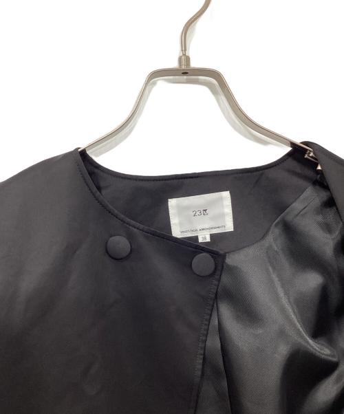 23区（ニジュウサンク）23区 (ニジュウサンク) 撥水加工 グロッシーツイル アウター ブラック サイズ:38の古着・服飾アイテム