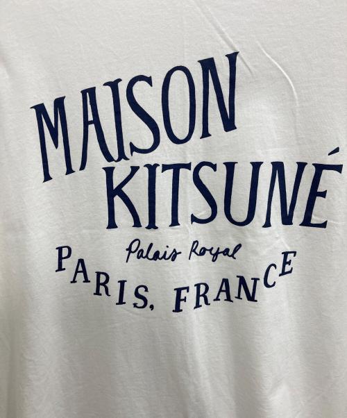 maison kitsune（メゾンキツネ）MAISON KITSUNE (メゾンキツネ) TEE-SHIRT PALAIS ROYAL パレ ロワイヤル/プリントTシャツ ホワイト サイズ:Sの古着・服飾アイテム