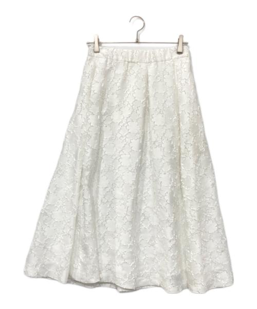 GRACE CONTINENTAL（（グレースコンチネンタル）GRACE CONTINENTAL (（グレースコンチネンタル) フラワージャガードタックスカート ホワイト サイズ:38の古着・服飾アイテム