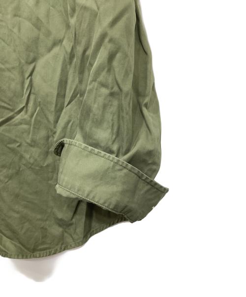 SUPREME（シュプリーム）Supreme (シュプリーム) 22AW Small Box Logo Twill shirt/22AW　スモール　ボックス　ロゴ　ツイル　シャツ グリーン サイズ:Mの古着・服飾アイテム