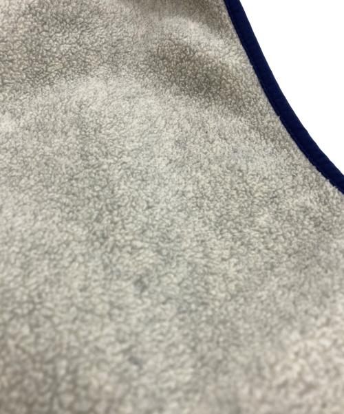 Patagonia（パタゴニア）Patagonia (パタゴニア) ライトウェイト・シンチラ・スナップT・プルオーバー/Lightweight Synchilla Snap-T Pullover グレー サイズ:Lの古着・服飾アイテム