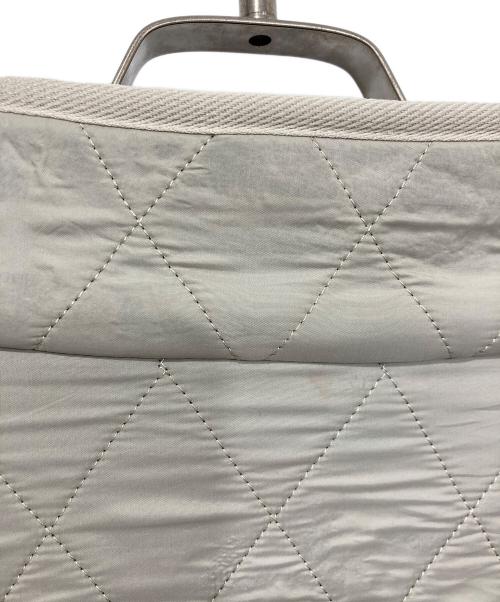 Barbour（バブアー）Barbour (バブアー) キルティングコート ベージュ サイズ:UK 18/EURO44/USA14の古着・服飾アイテム