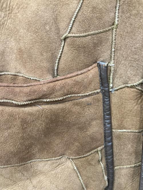 HAI SPORTING GEAR（ハイスポーツギア）HAI SPORTING GEAR (ハイスポーツギア) パッチワークデザインムートンジャケット ブラウン サイズ:Mの古着・服飾アイテム