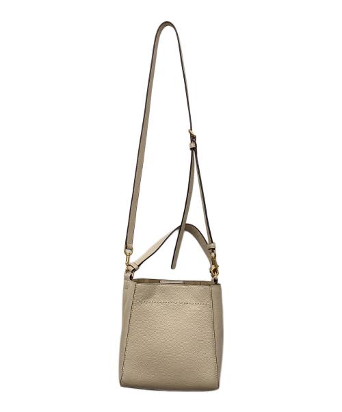 TORY BURCH（トリーバーチ）TORY BURCH (トリーバーチ) McGRAW SMALL BUCKET BAG/ マックグロー スモールバケットバッグ ベージュの古着・服飾アイテム