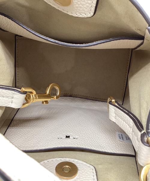 TORY BURCH（トリーバーチ）TORY BURCH (トリーバーチ) McGRAW SMALL BUCKET BAG/ マックグロー スモールバケットバッグ ベージュの古着・服飾アイテム