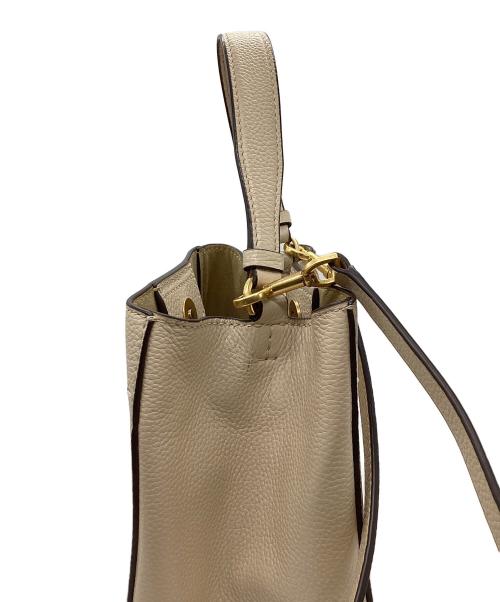 TORY BURCH（トリーバーチ）TORY BURCH (トリーバーチ) McGRAW SMALL BUCKET BAG/ マックグロー スモールバケットバッグ ベージュの古着・服飾アイテム