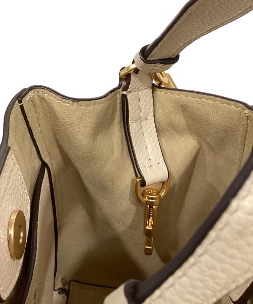 TORY BURCH（トリーバーチ）TORY BURCH (トリーバーチ) McGRAW SMALL BUCKET BAG/ マックグロー スモールバケットバッグ ベージュの古着・服飾アイテム