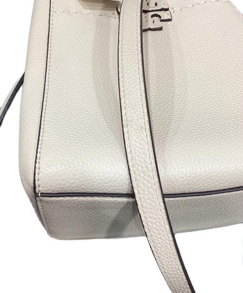 TORY BURCH（トリーバーチ）TORY BURCH (トリーバーチ) McGRAW SMALL BUCKET BAG/ マックグロー スモールバケットバッグ ベージュの古着・服飾アイテム