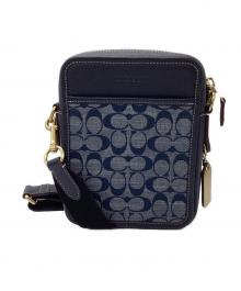 COACH（コーチ）の古着「サリバン クロスボディ・シグネチャー キャンバス」