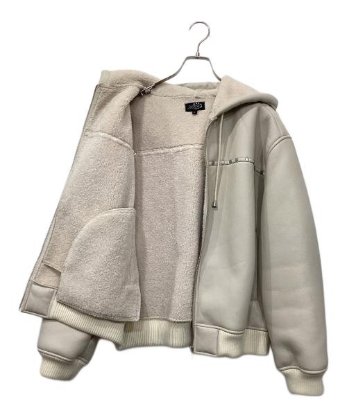AFB（エーエフビー）AFB (エーエフビー) STUDDED HOODED BOMBER JACKET/スタッデッド　フーデッド　ボンバー　ジャケット ベージュ サイズ:Lの古着・服飾アイテム
