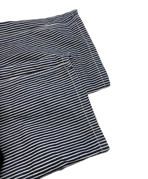 Carhartt WIP（カーハート ワークインプログレス）Carhartt WIP (カーハート ワークインプログレス) オーバーオール ホワイト×ネイビー サイズ:30×32の古着・服飾アイテム