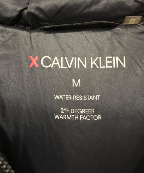 Calvin Klein（カルバンクライン）Calvin Klein (カルバンクライン) シャドーロゴ中綿ジャケット ブラック サイズ:Mの古着・服飾アイテム