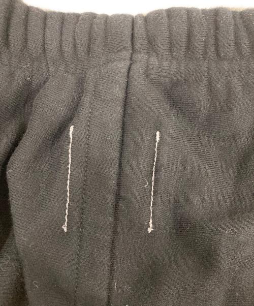 TAKAHIROMIYASHITA TheSoloIst.（タカヒロミヤシタ ザソロイスト）TAKAHIROMIYASHITA TheSoloIst. (タカヒロミヤシタ ザソロイスト) プリント スウェットパンツ ブラック サイズ:48の古着・服飾アイテム