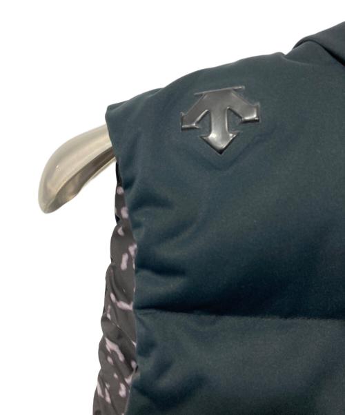 stussy（ステューシー）stussy (ステューシー) DESCENTE (デサント) リバーシブルダウンベスト ブラック サイズ:Ｍの古着・服飾アイテム