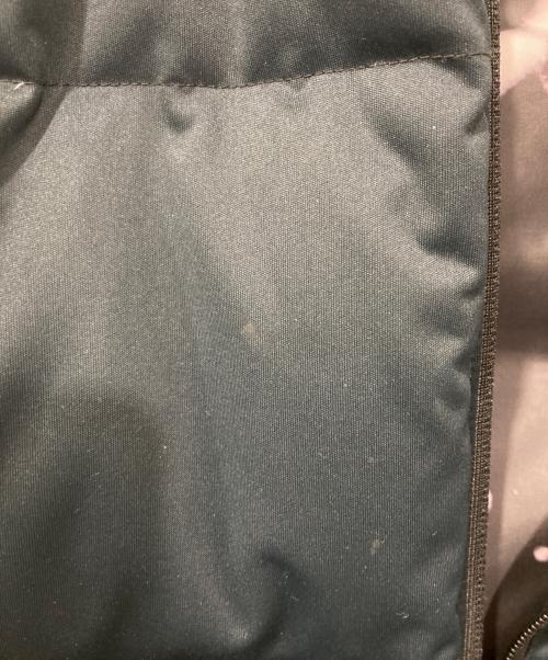 stussy（ステューシー）stussy (ステューシー) DESCENTE (デサント) リバーシブルダウンベスト ブラック サイズ:Ｍの古着・服飾アイテム