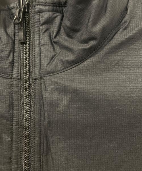 DAIWA PIER39（ダイワ ピア39）DAIWA PIER39 (ダイワ ピア39) TECH REVERSIBLE PULLOVER PUFF VEST/テックリバーシブルプルオーバーパフベスト ブラック サイズ:Ｓの古着・服飾アイテム