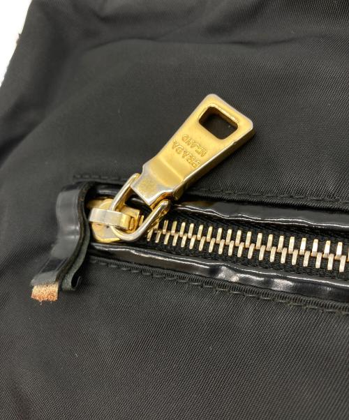 PRADA（プラダ）PRADA (プラダ) ショルダーバッグ ブラックの古着・服飾アイテム