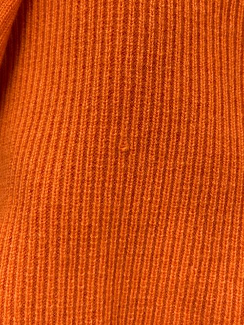 ENFOLD（エンフォルド）ENFOLD (エンフォルド) SLIT-RIB PULLOVER/スリット　リブ　プルオーバー オレンジ サイズ:38の古着・服飾アイテム