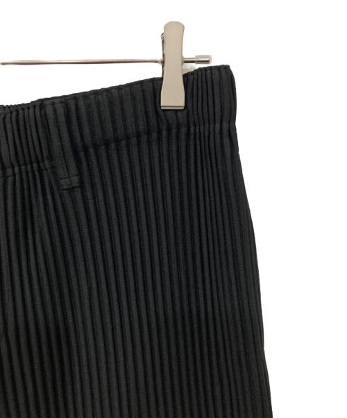 HOMME PLISSE ISSEY MIYAKE（オム プリッセ イッセイ ミヤケ）HOMME PLISSE ISSEY MIYAKE (オム プリッセ イッセイ ミヤケ) TAILORED PLEATS 2 プリーツパンツ ブラック サイズ:2の古着・服飾アイテム