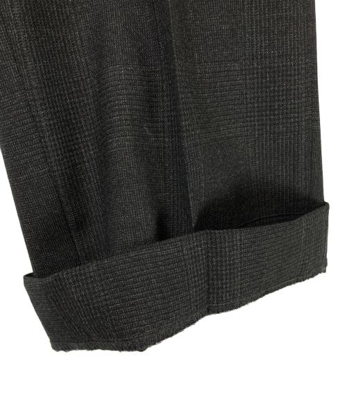 Brilla per il gusto（ブリッラ ペル イルグースト）Brilla per il gusto (ブリッラ ペル イルグースト) グレンプレイドスリーピーススーツ グレー サイズ:50の古着・服飾アイテム