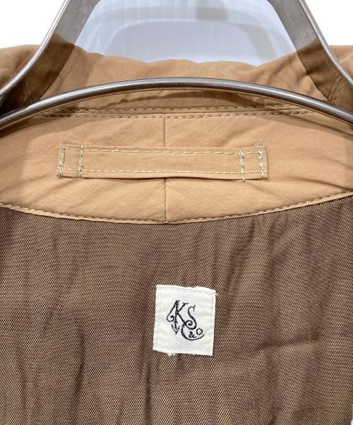 KAPTAIN SUNSHINE（キャプテンサンシャイン）KAPTAIN SUNSHINE (キャプテンサンシャイン) パディングトラベラーコート ベージュ サイズ:40の古着・服飾アイテム