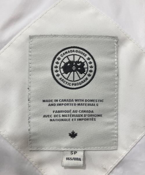 CANADA GOOSE（カナダグース）CANADA GOOSE (カナダグース) フリースタイルベスト/FREESTYLE VEST ホワイト サイズ:SPの古着・服飾アイテム