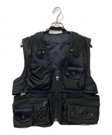 ISSEY MIYAKE（イッセイミヤケ）の古着「タクティカルベスト」｜ブラック