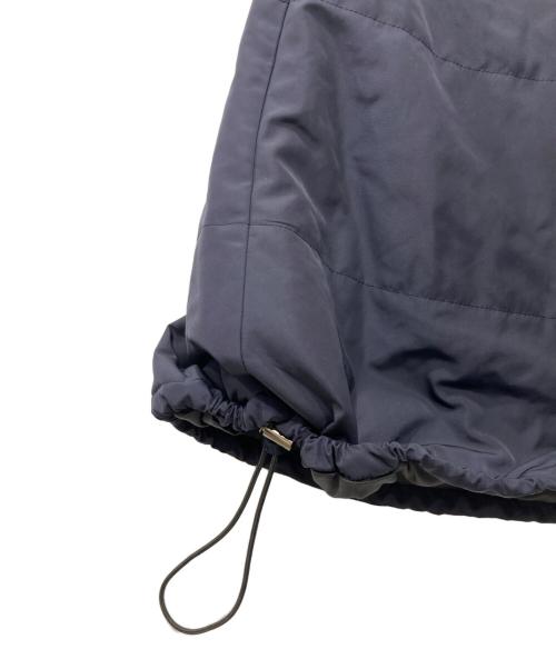 RIM.ARK（リムアーク）RIM.ARK (リムアーク) 2way quilting volume SK/2WAY キルティングボリュームスカート ネイビー サイズ:38の古着・服飾アイテム