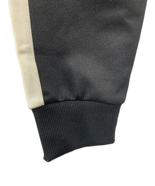 FRED PERRY（フレッドペリー）FRED PERRY (フレッドペリー) トラックジャケット ホワイト×ブラック サイズ:Sの古着・服飾アイテム