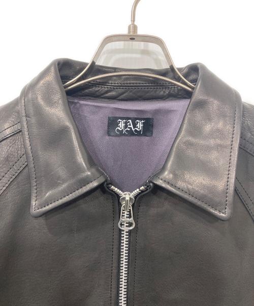 FAF（エフエーエフ）FAF (エフエーエフ) BEADED LEATHER FLIGHT JACKET/手刺繍ビーズワッペン レザーフライトジャケット ブラック サイズ:2の古着・服飾アイテム