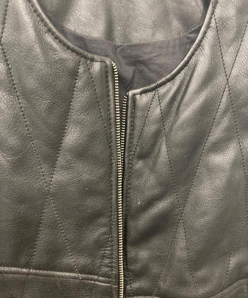 CCU（シーシーユー）CCU (シーシーユー) QUILTED VEST/レザーキルティングベスト ブラック サイズ:2の古着・服飾アイテム
