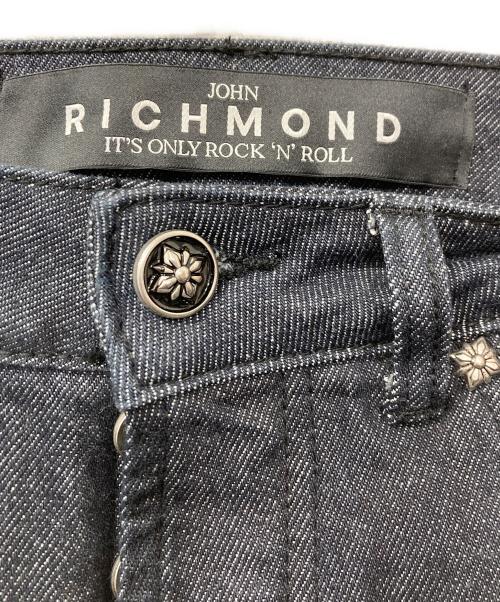 JOHN RICHMOND（ジョンリッチモンド）JOHN RICHMOND (ジョンリッチモンド) デニムパンツ インディゴ サイズ:30の古着・服飾アイテム