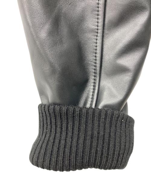 Hysteric Glamour（ヒステリックグラマー）Hysteric Glamour (ヒステリックグラマー) WIND AND SEA (ウィンダンシー) アームレザーバーシティブルゾン ブラック サイズ:XSの古着・服飾アイテム