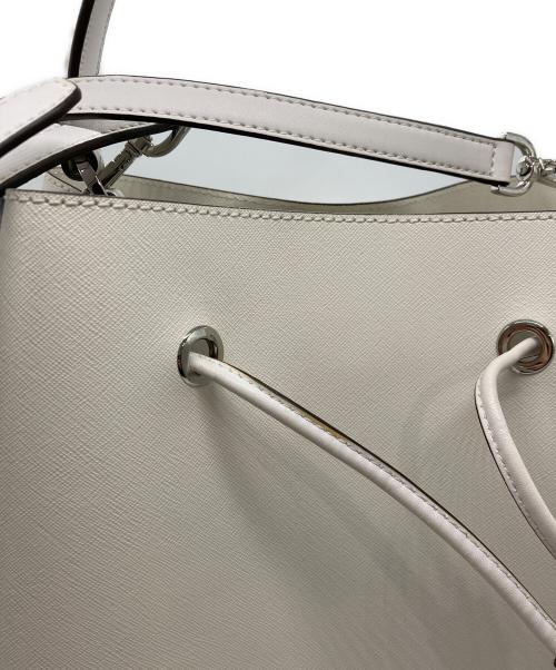 MICHAEL KORS（マイケル・コース）MICHAEL KORS (マイケル・コース) 2WAYバケットバッグ ホワイトの古着・服飾アイテム