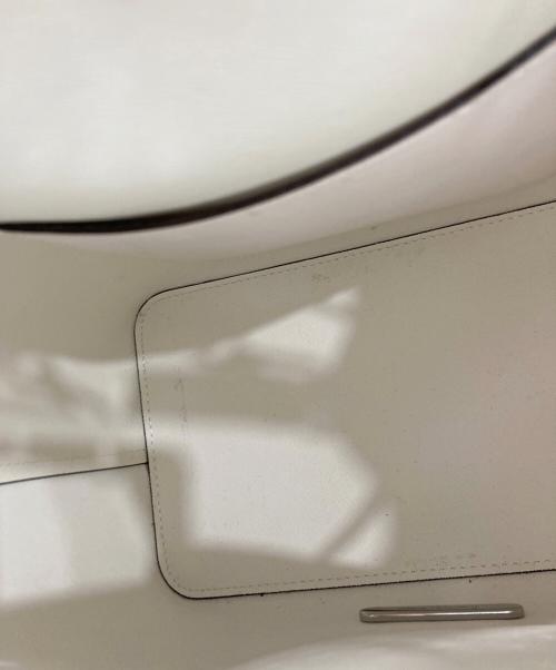 MICHAEL KORS（マイケル・コース）MICHAEL KORS (マイケル・コース) 2WAYバケットバッグ ホワイトの古着・服飾アイテム