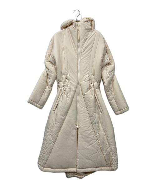 ISSEY MIYAKE（イッセイミヤケ）ISSEY MIYAKE (イッセイミヤケ) ギャザー変形パデットロングコート アイボリー サイズ:1の古着・服飾アイテム