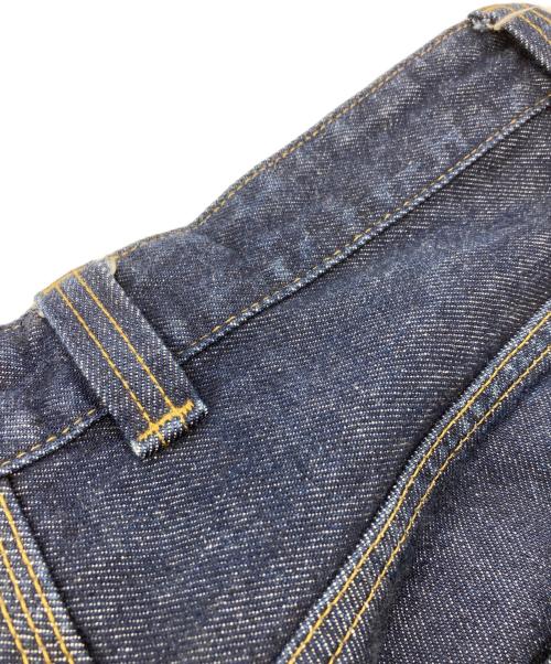 Carhartt WIP（カーハート ワークインプログレス）CARHARTT WIP (カーハート ワークインプログレス) ダブルニーデニムパンツ インディゴ サイズ:Sの古着・服飾アイテム