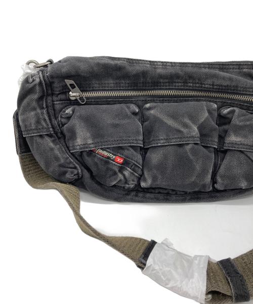 DIESEL（ディーゼル）DIESEL (ディーゼル) MULTI-POCKET SHOULDER BAG/マルチポケット ショルダーバッグ ダークウォッシュドデニム ブラック サイズ:- 未使用品の古着・服飾アイテム