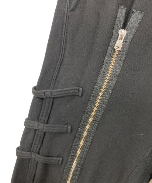 TAKAHIROMIYASHITA TheSoloIst.（タカヒロミヤシタ ザソロイスト）TAKAHIROMIYASHITA TheSoloIst. (タカヒロミヤシタ ザソロイスト) ジップジョガーパンツ/bondage jogger ブラック サイズ:48の古着・服飾アイテム