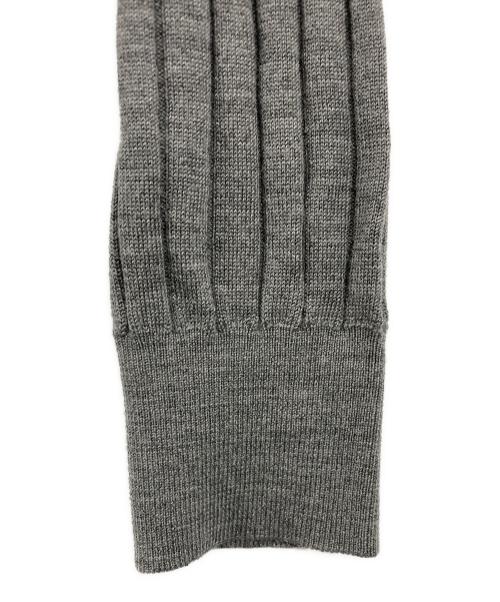 SLOANE（スローン）SLOANE (スローン) 18Gワイドリブ エクストラファインメリノウール×シルク 襟付きプルオーバー グレー サイズ:2の古着・服飾アイテム